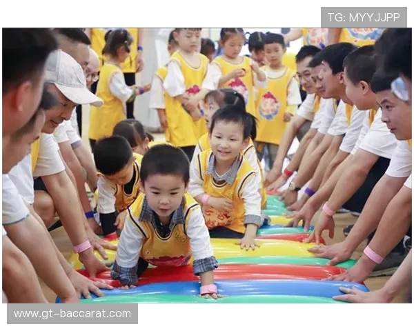 亲子互动游戏设计：幼儿园室外亲子游戏活动方案与实施技巧